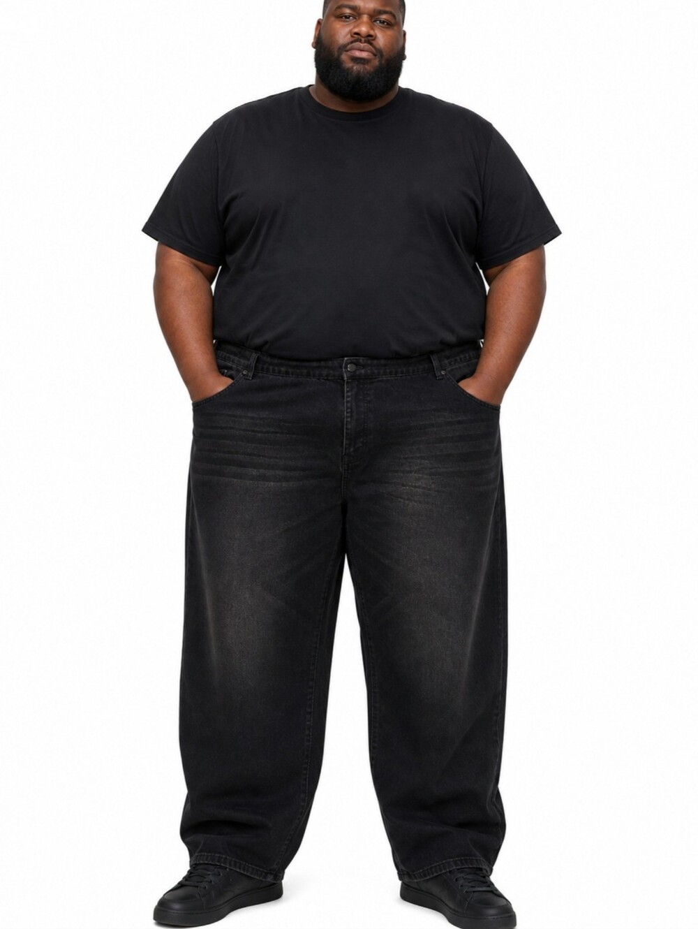 SHEIN Men's Black Washed Relaxed Jeans